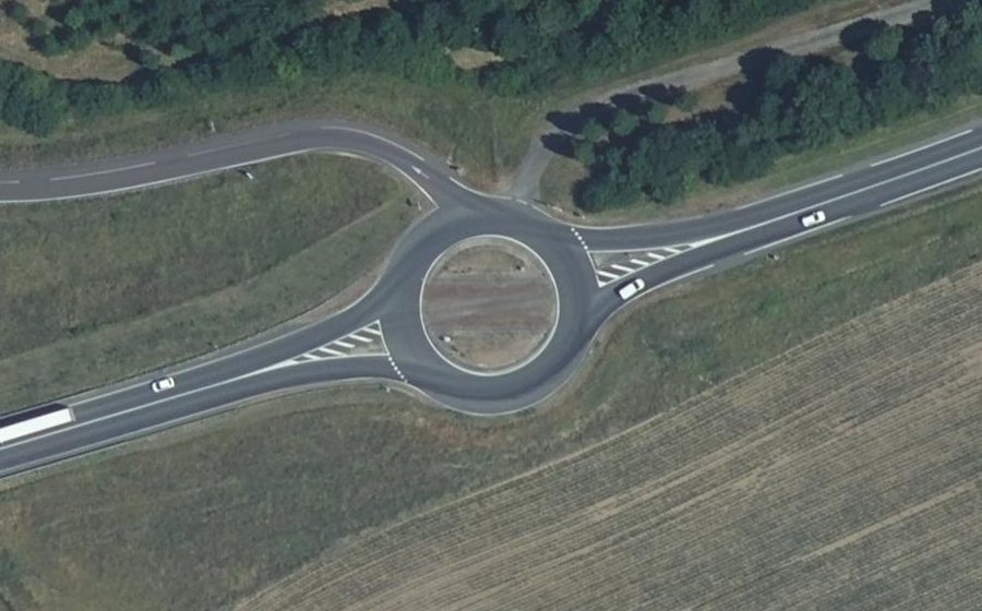 Vue aérienne du Rond-point anonyme n°15712887