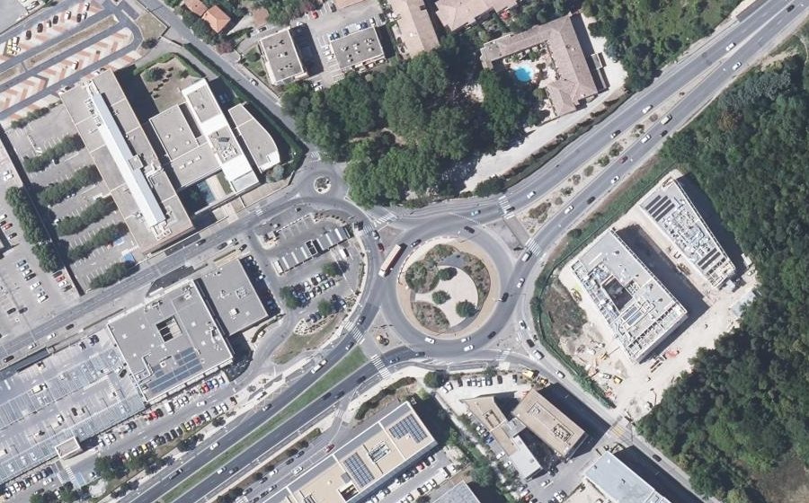 Vue aérienne du Rond-Point Commandant Jacques-Yves Cousteau