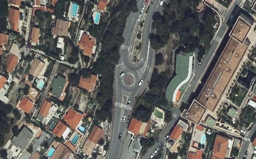 Vue aérienne du Rond-point anonyme n°157745084