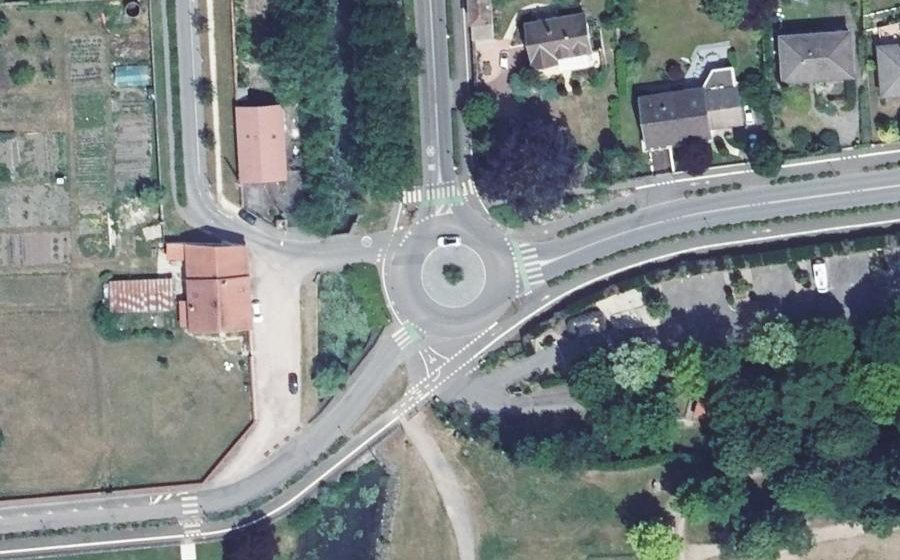 Vue aérienne du Rond-point anonyme n°15802877