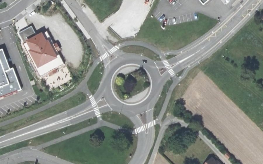 Vue aérienne du Rond-point anonyme n°15806615