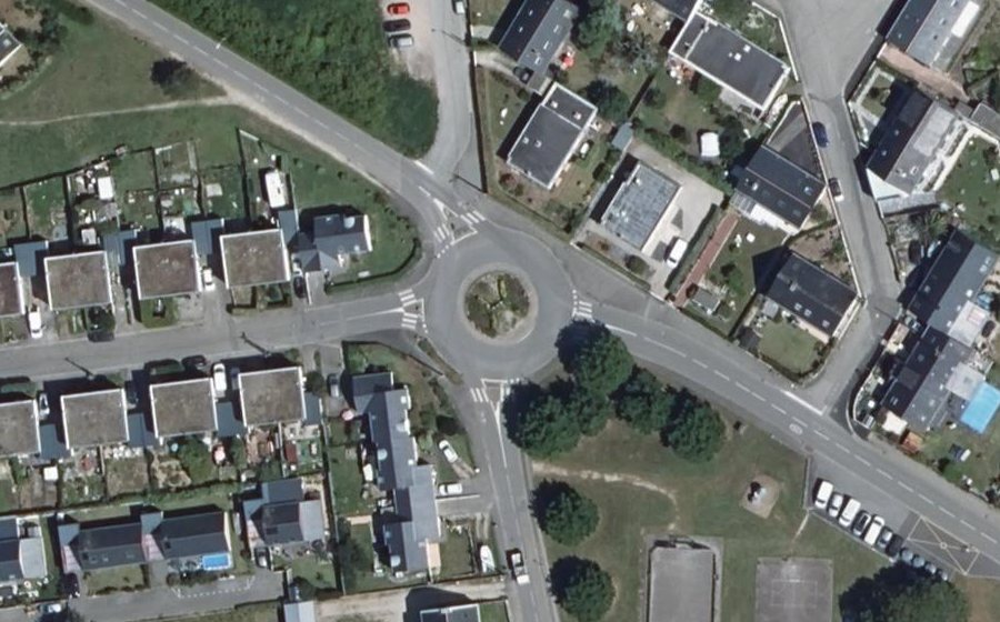 Vue aérienne du Rond-point anonyme n°15814355