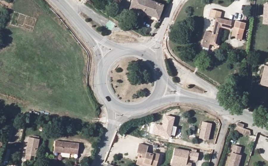 Vue aérienne du Rond-point anonyme n°15966105