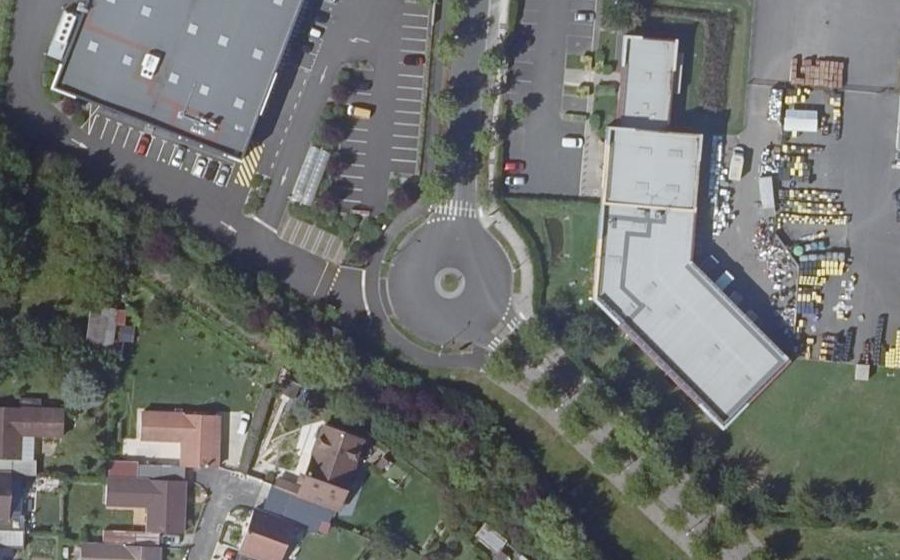 Vue aérienne du Rd Point de la Plaine de la Croix Besnard
