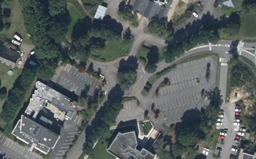 Vue aérienne du Rond-point anonyme n°161519323