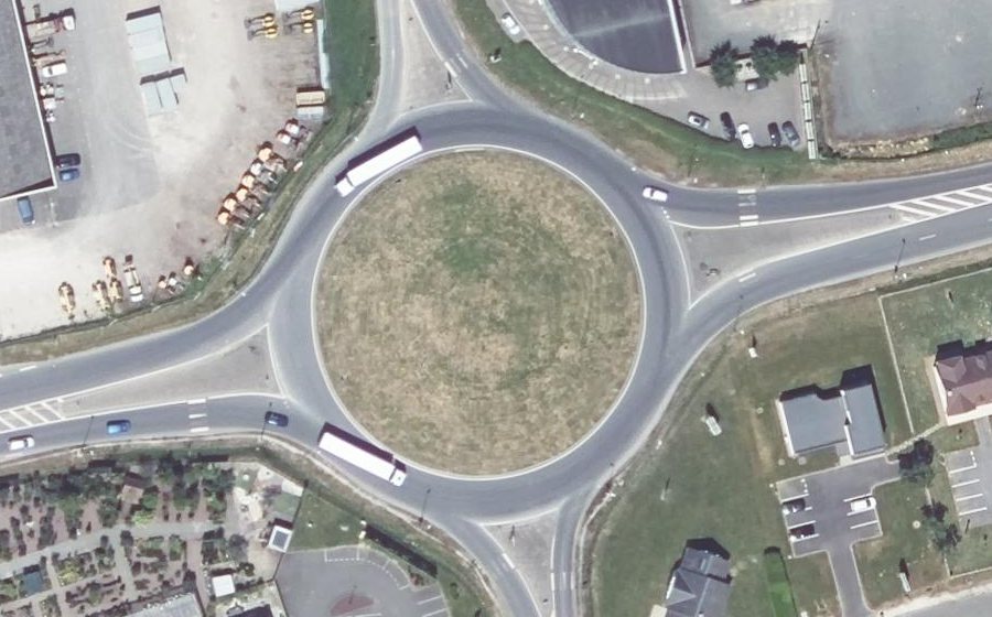 Vue aérienne du Rond-point anonyme n°16566970