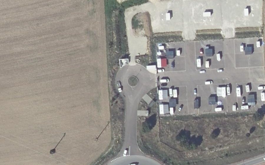 Vue aérienne du Rond-point anonyme n°165822011
