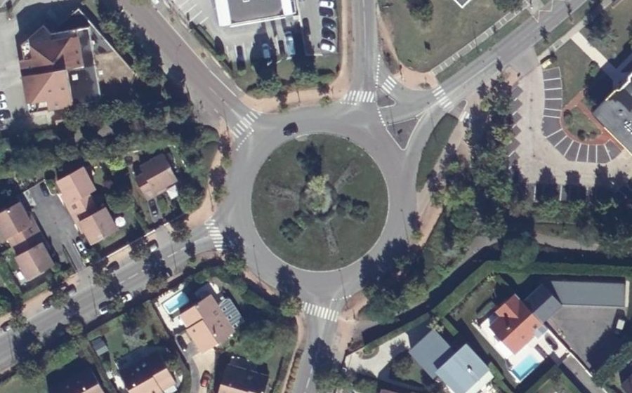 Vue aérienne du Rond-Point Raymond Sachot
