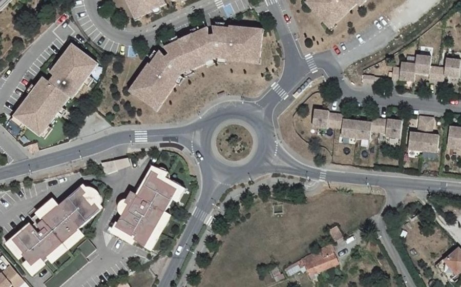 Vue aérienne du Rond-Point des Embarrades