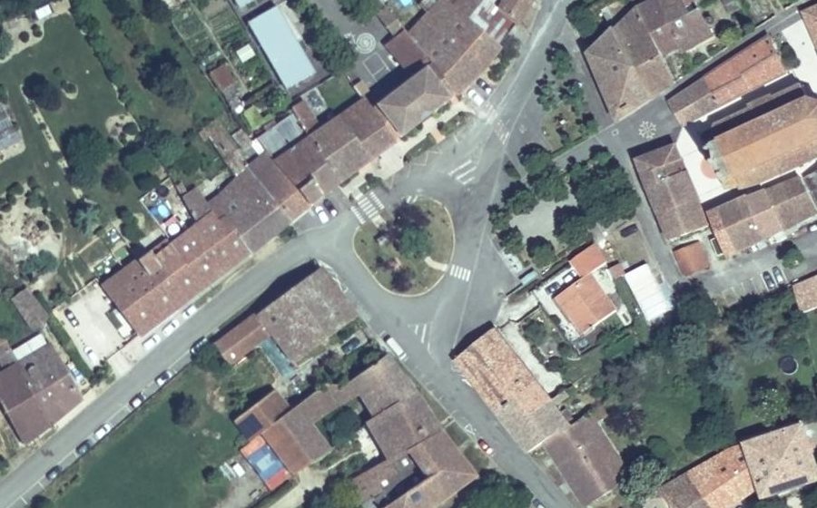 Vue aérienne du Place du Village