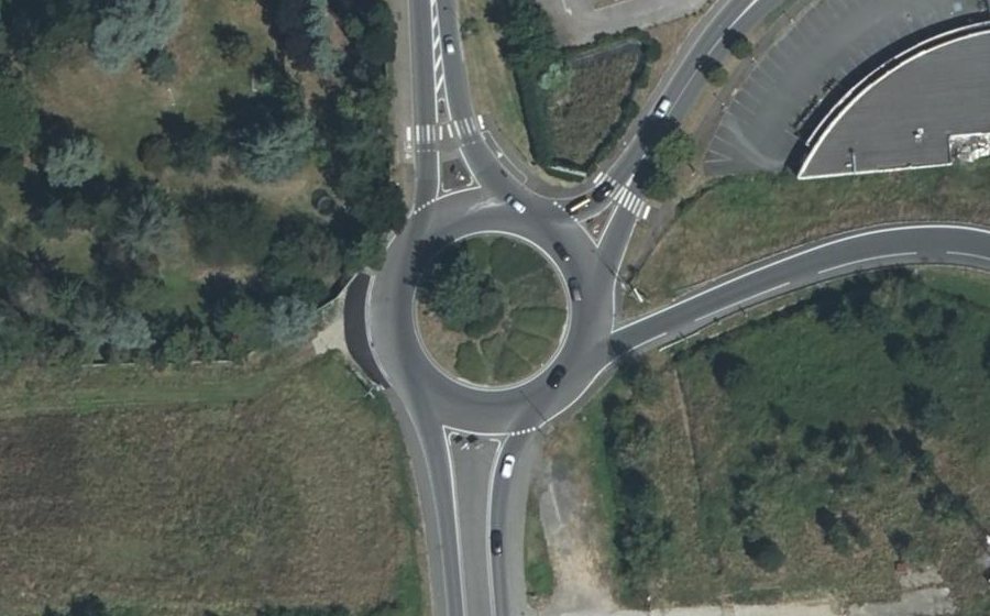 Vue aérienne du Rond-point anonyme n°16760839
