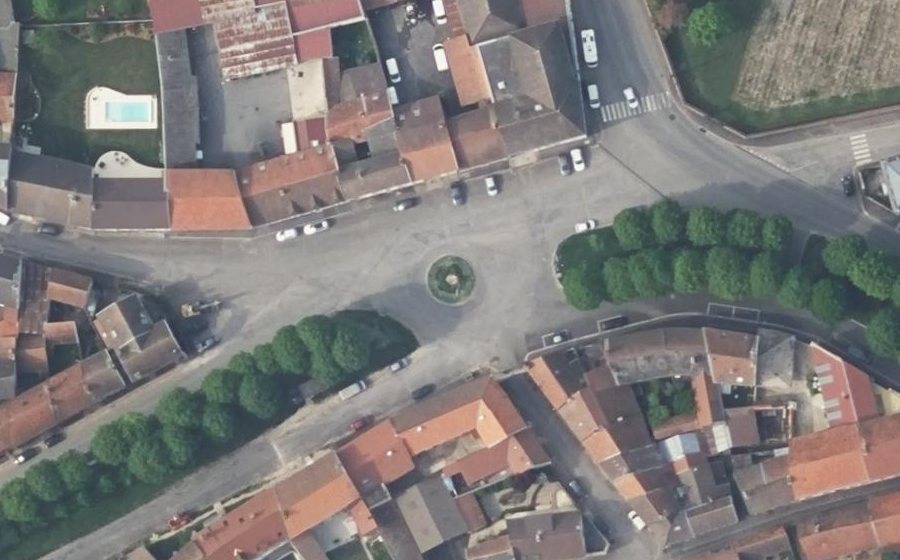 Vue aérienne du Place du Mont Chenil