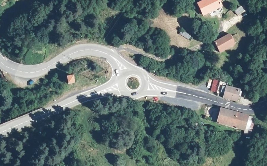 Vue aérienne du Rond-point anonyme n°170000392