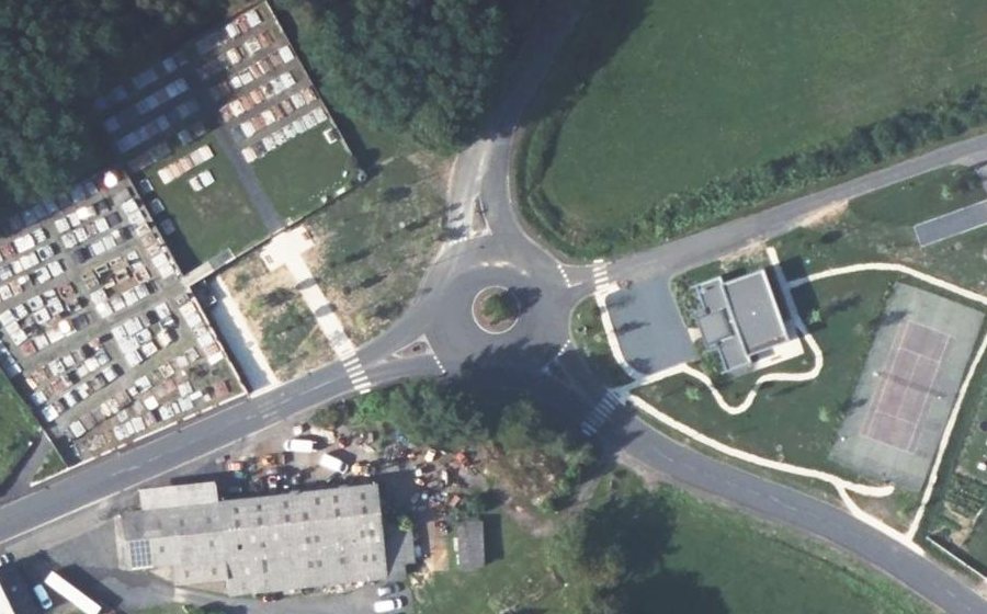 Vue aérienne du Rond-point anonyme n°170610157