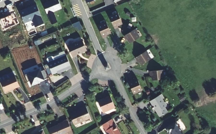 Vue aérienne du Rond-point anonyme n°171016995