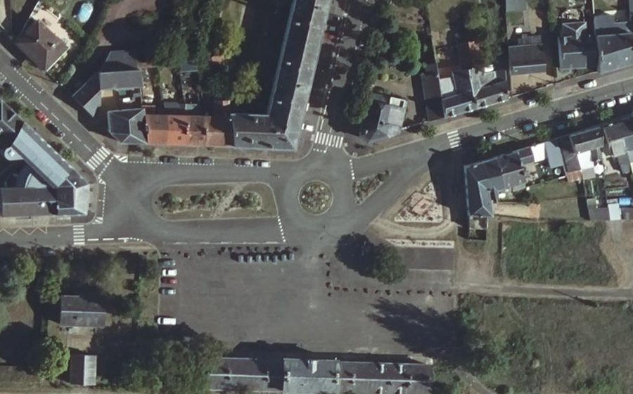 Vue aérienne du Rond-point anonyme n°171712002