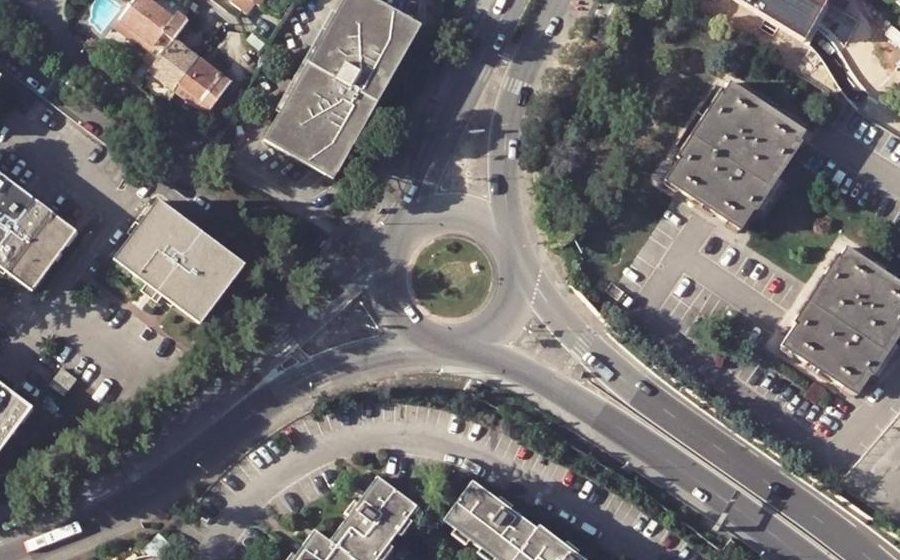 Vue aérienne du Rond-Point Général Marcel Bigeard