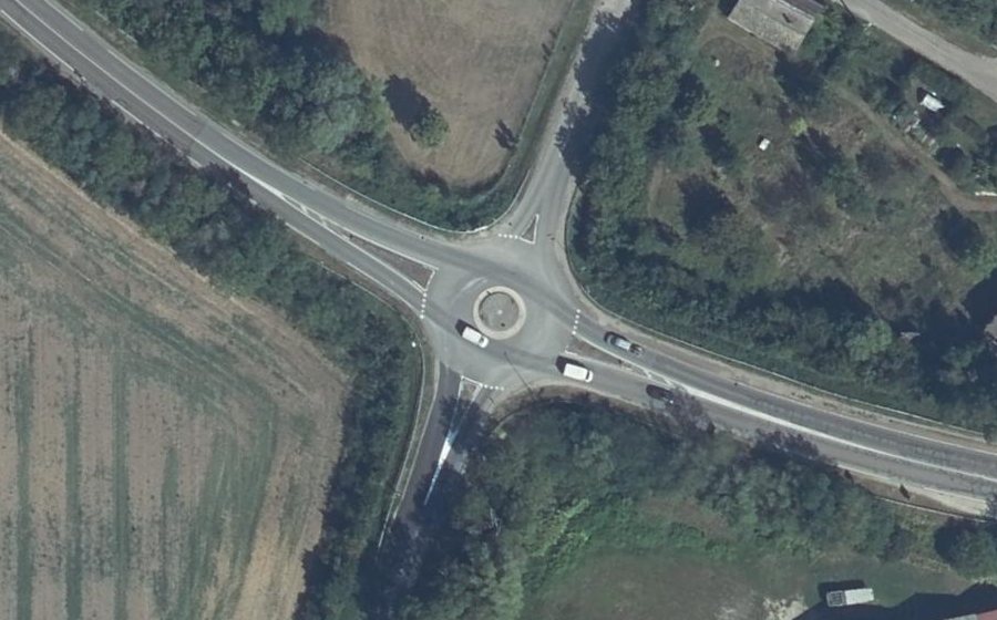 Vue aérienne du Rond-point anonyme n°173310108