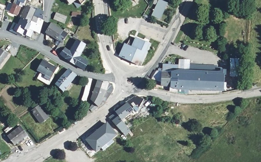 Vue aérienne du Rond-point anonyme n°176020142