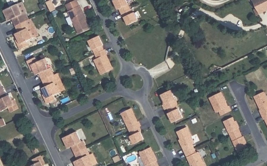 Vue aérienne du Rond-point anonyme n°176150009