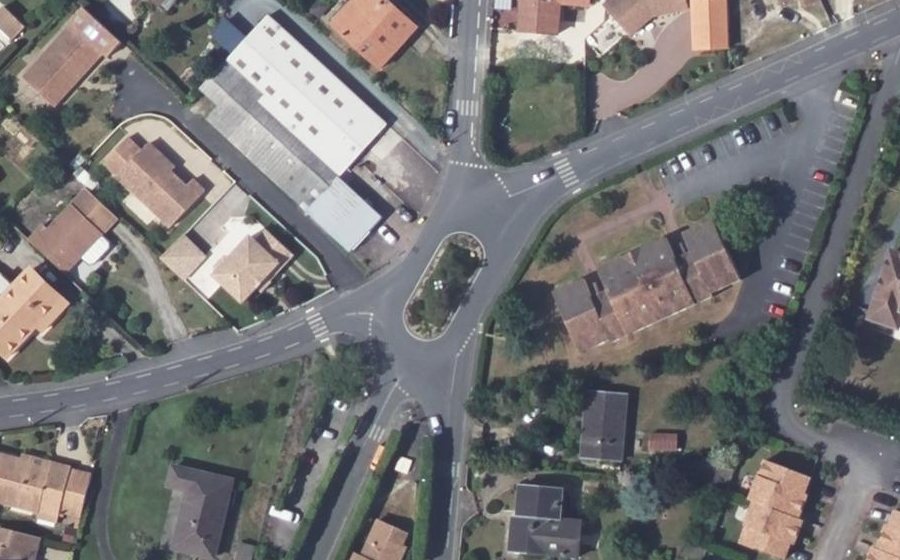 Vue aérienne du Rond-Point du 19 Mars 1962