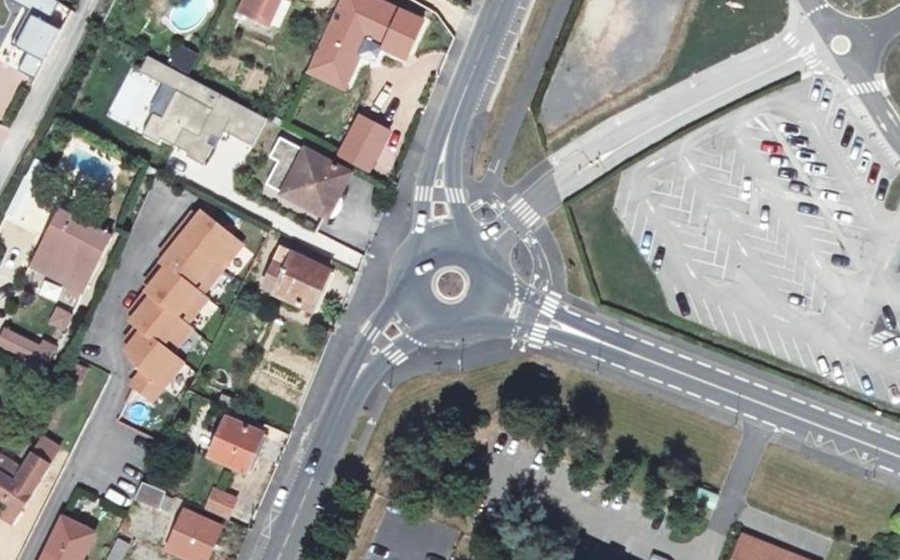 Vue aérienne du Rond-Point du Pôle Santé