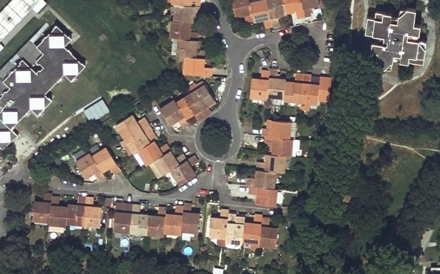 Vue aérienne du Rue Enrico Fermi