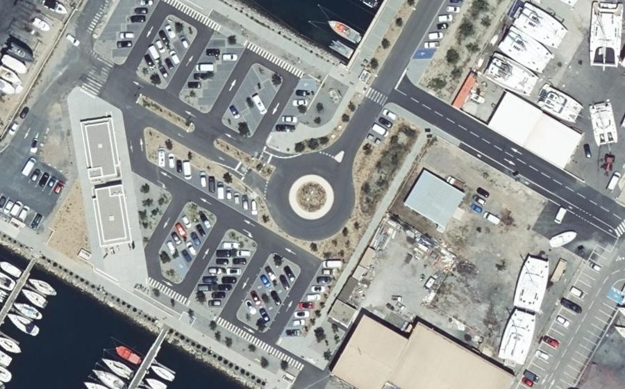 Vue aérienne du Rond-point anonyme n°180211000
