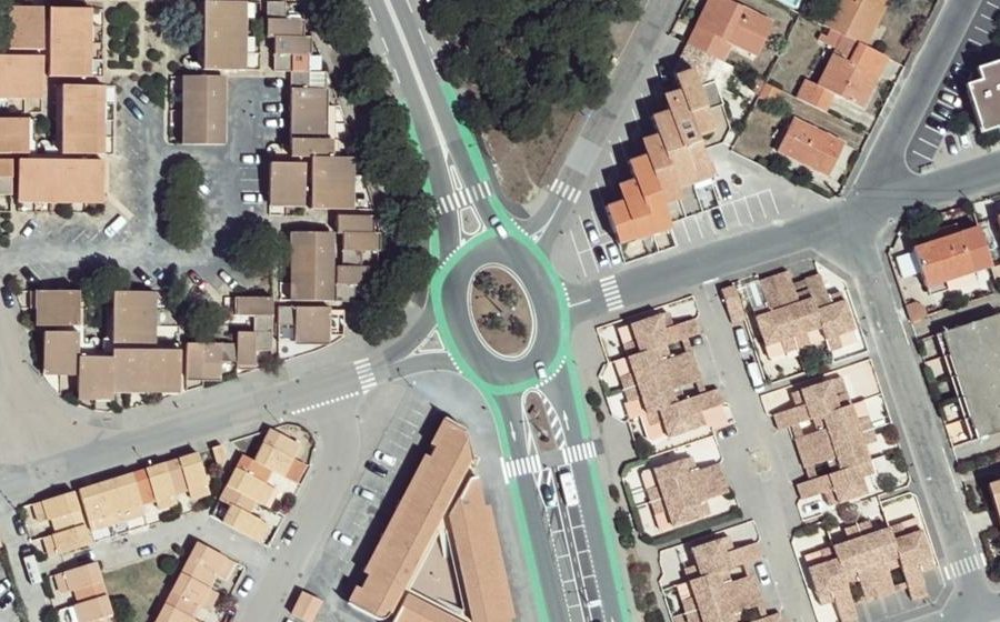 Vue aérienne du Rond-point anonyme n°180714240