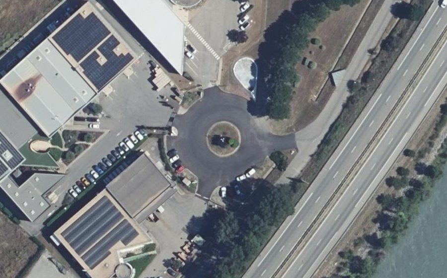 Vue aérienne du Rond-point anonyme n°180752010
