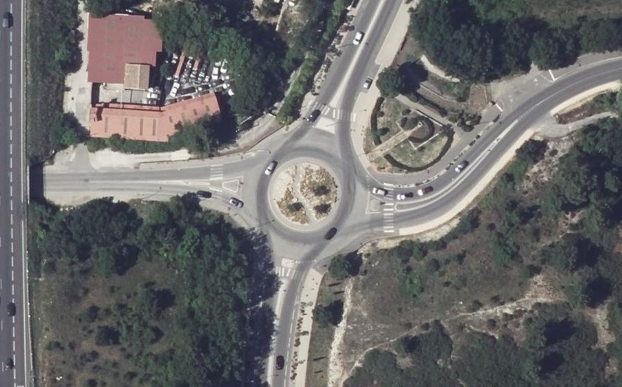 Vue aérienne du Rond-point de Yorgui Koli