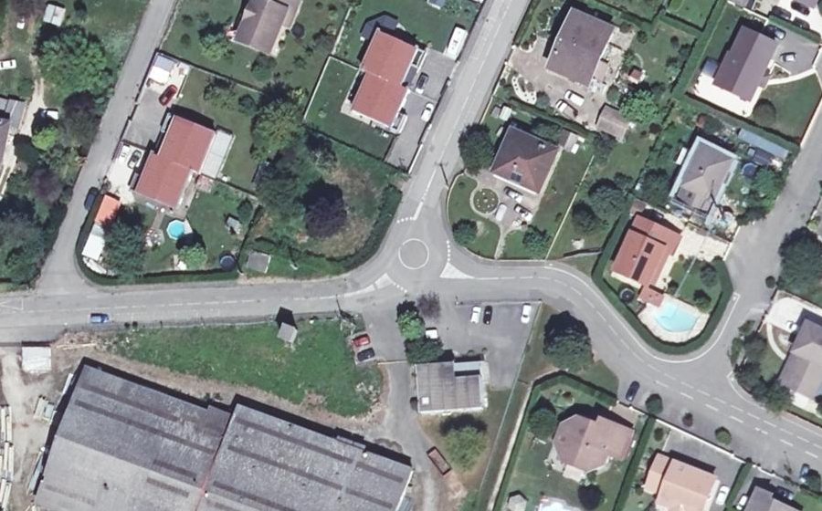 Vue aérienne du Rond-point anonyme n°18360076