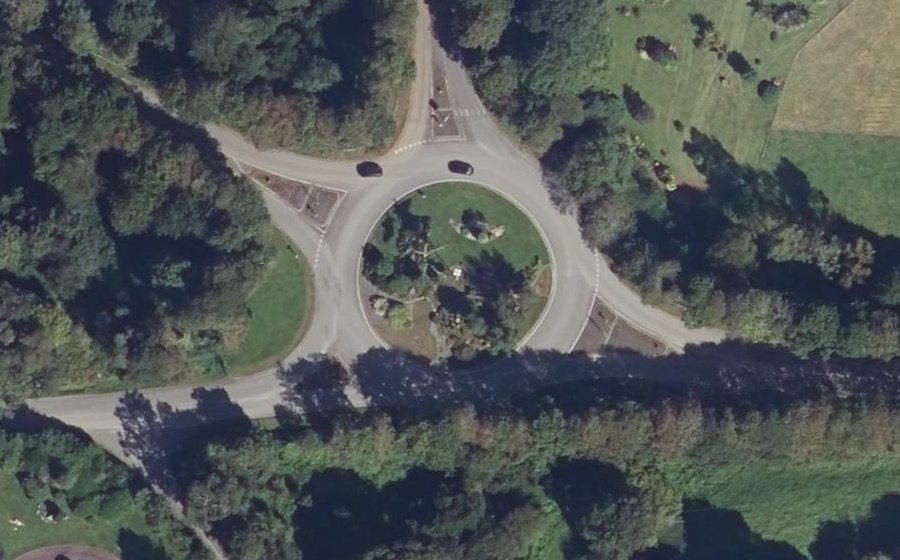 Vue aérienne du Rond-point anonyme n°18371330