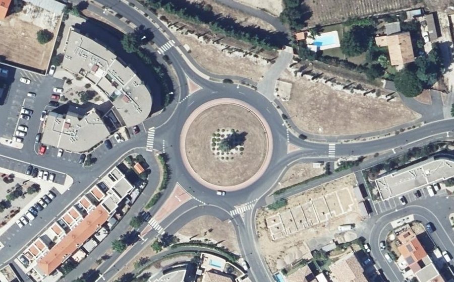 Vue aérienne du Rond-Point Jordi Barre