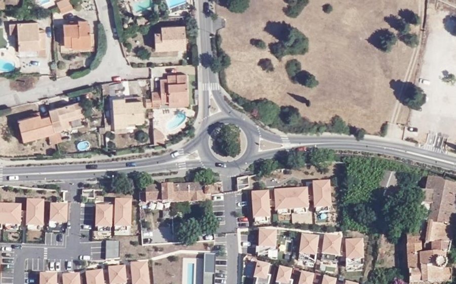 Vue aérienne du Rond-Point des Médaillés Militaires