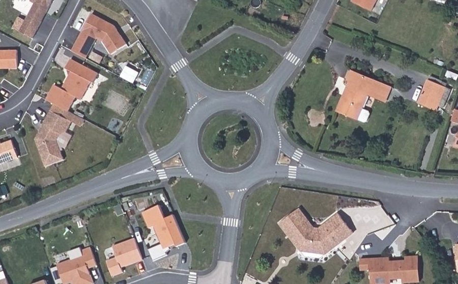 Vue aérienne du Rond-point anonyme n°189140001