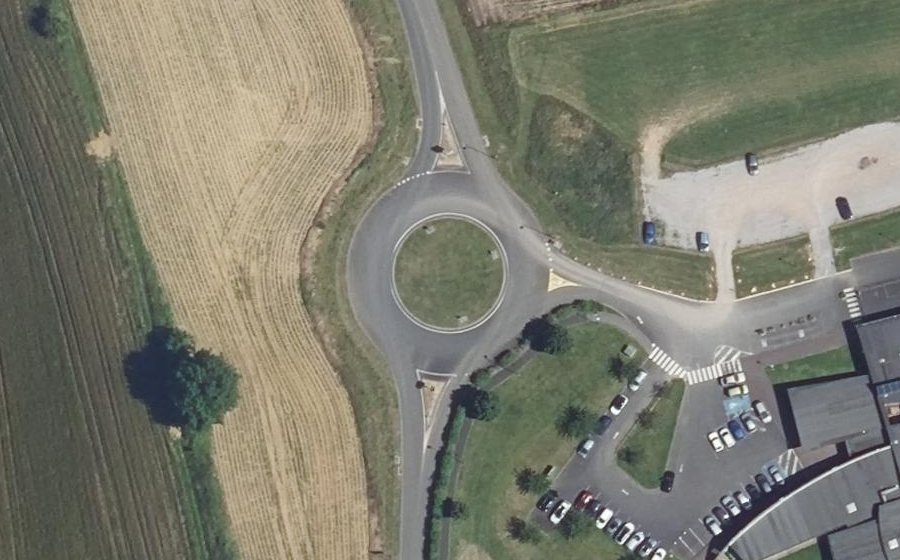 Vue aérienne du Rond-point anonyme n°190002373