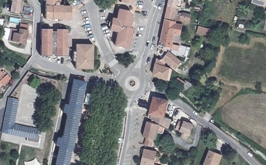 Vue aérienne du Rond-point anonyme n°191430040