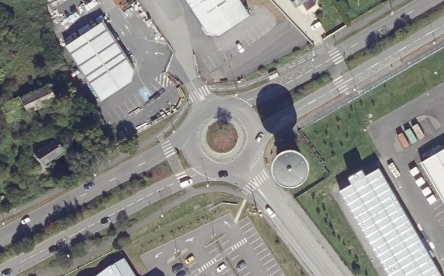 Vue aérienne du Rond-Point HMCS Athabaskan