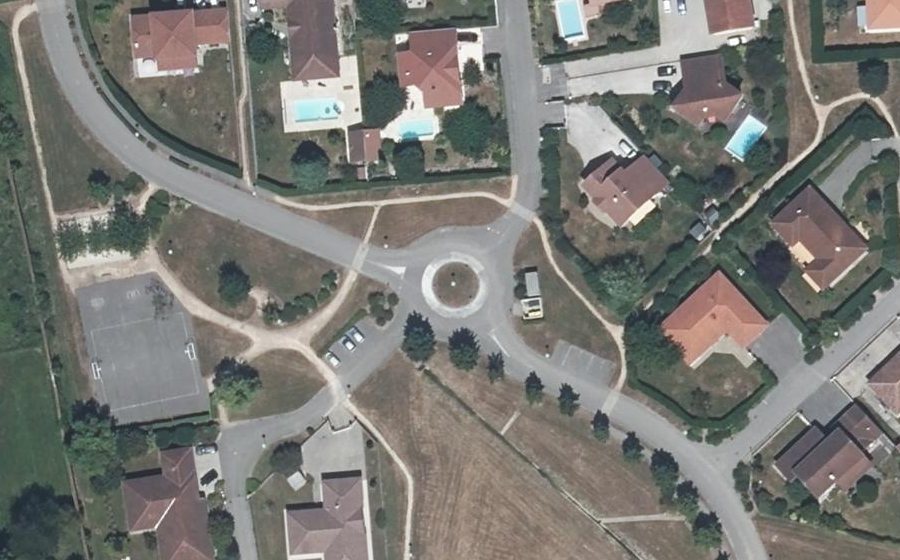 Vue aérienne du Rond-point anonyme n°193004016