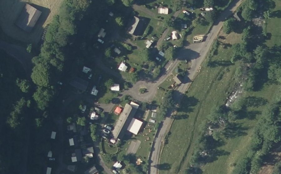 Vue aérienne du Rond-point anonyme n°193115405