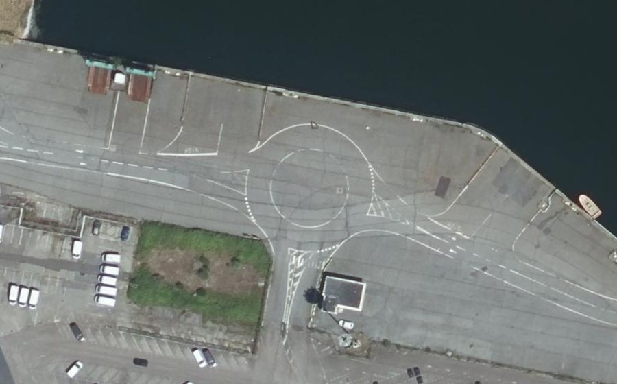 Vue aérienne du Rond-point anonyme n°193199400