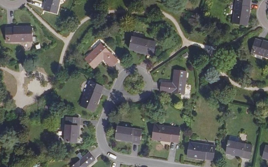 Vue aérienne du Rond-point anonyme n°19329653