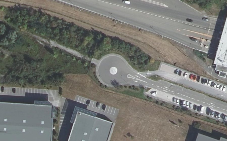 Vue aérienne du Rond-point anonyme n°196119862
