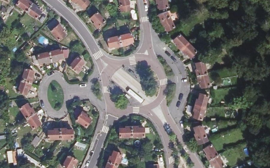 Vue aérienne du Rond-point anonyme n°19746256