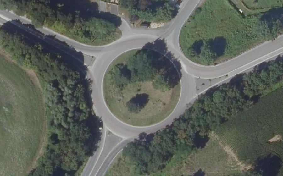 Vue aérienne du Rond-point anonyme n°198006948