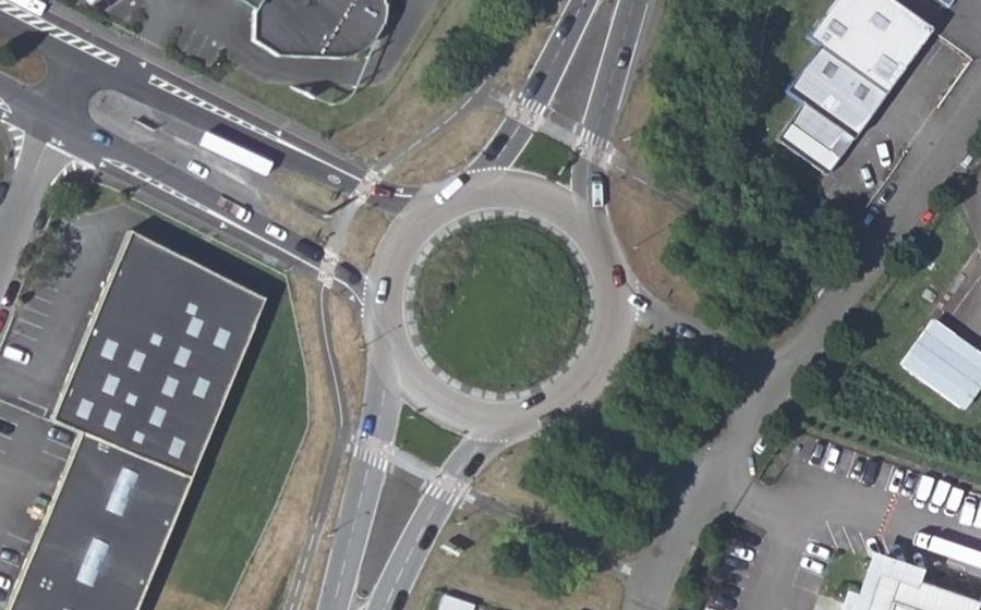Vue aérienne du Rond-point anonyme n°19801401
