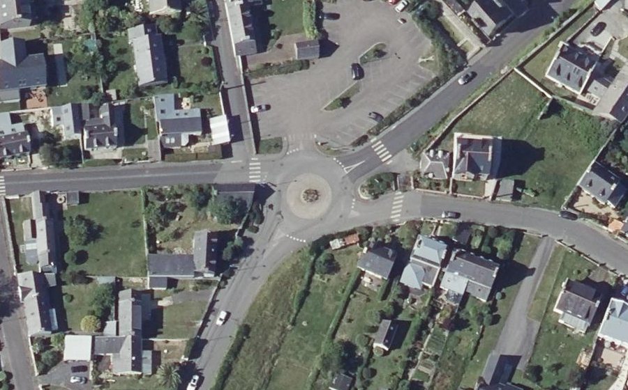 Vue aérienne du Rond-point anonyme n°199007594