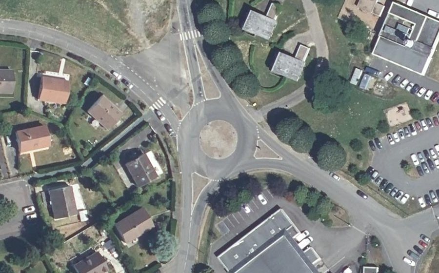 Vue aérienne du Rond-point anonyme n°199480013
