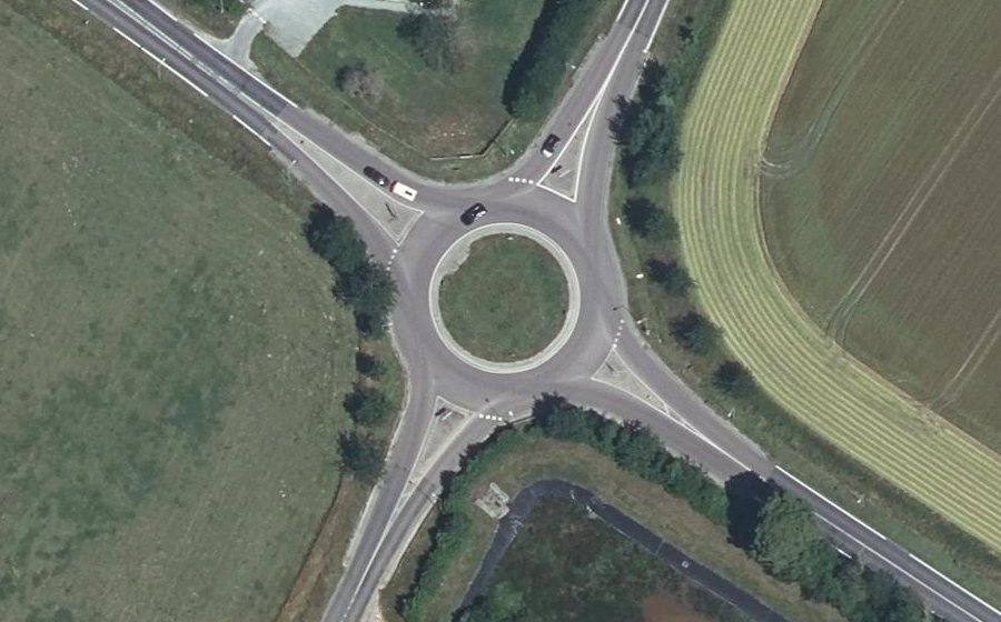 Vue aérienne du Rond-point anonyme n°199516670